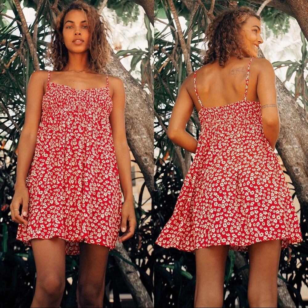 Lulus Sweet Talk Me Red Floral Print Smocked Mini Dress sz XS